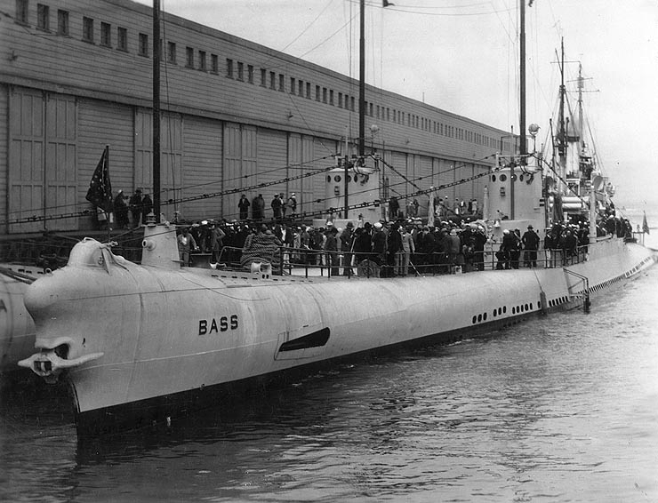 USS Bass Submarine (Photo)