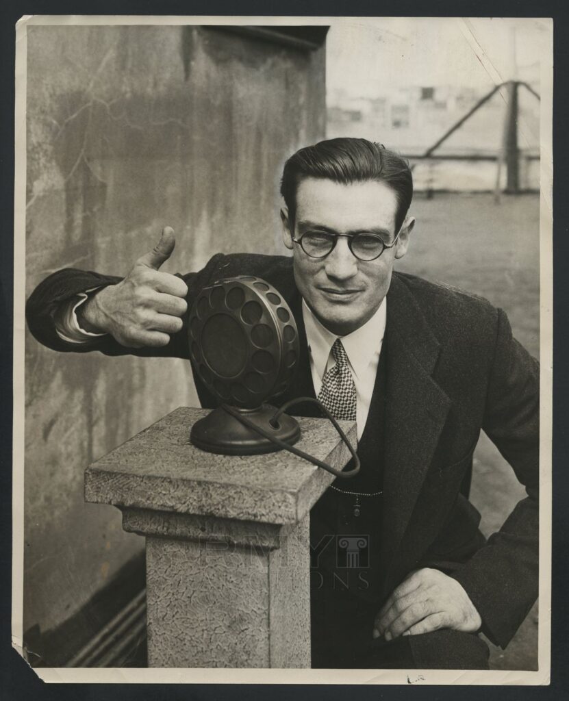 Don Thompson in KPO publicity photo 1929